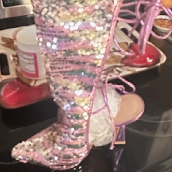 SEXY Pink & Sliver Sequin High Stiletto Boots w/Open Laced Back - Brand New 8.5M - Picture 2 of 16